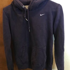 Nike women’s hoodie Small